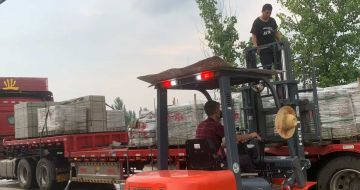 丽水 黄金麻冰裂纹，地铺石装车