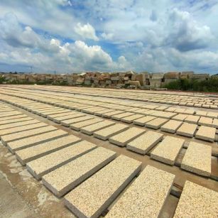 丽水 黄金麻荔枝面花岗岩石材地铺石防护中
