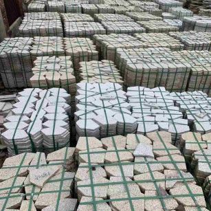 丽水 黄金麻白麻花岗岩荔枝面地铺石(冰裂纹)