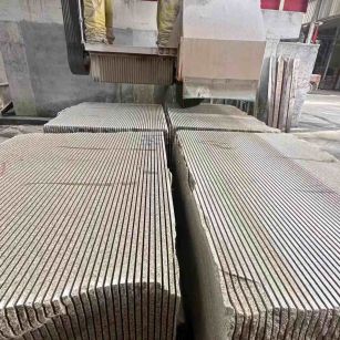 丽水 车间生产日常，黄金麻白麻花岗岩