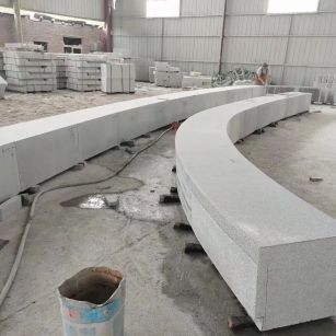 丽水芝麻白花岗岩石板材 园林光面弧形坐凳