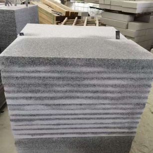 丽水 芝麻白5公分火烧地铺成品，900*400，规格可定制