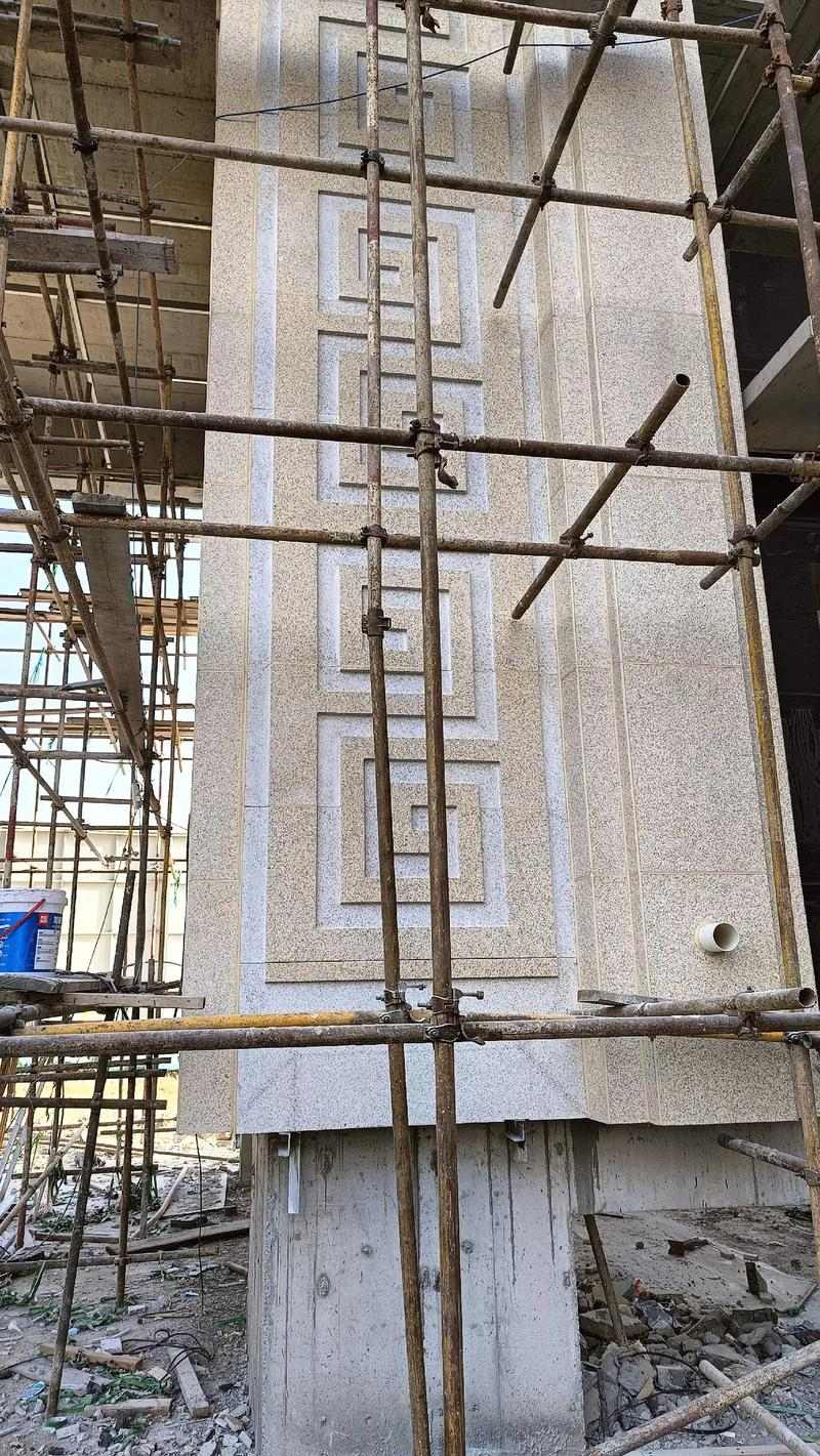 丽水 黄金麻花岗岩别墅外墙干挂回纹造型效果