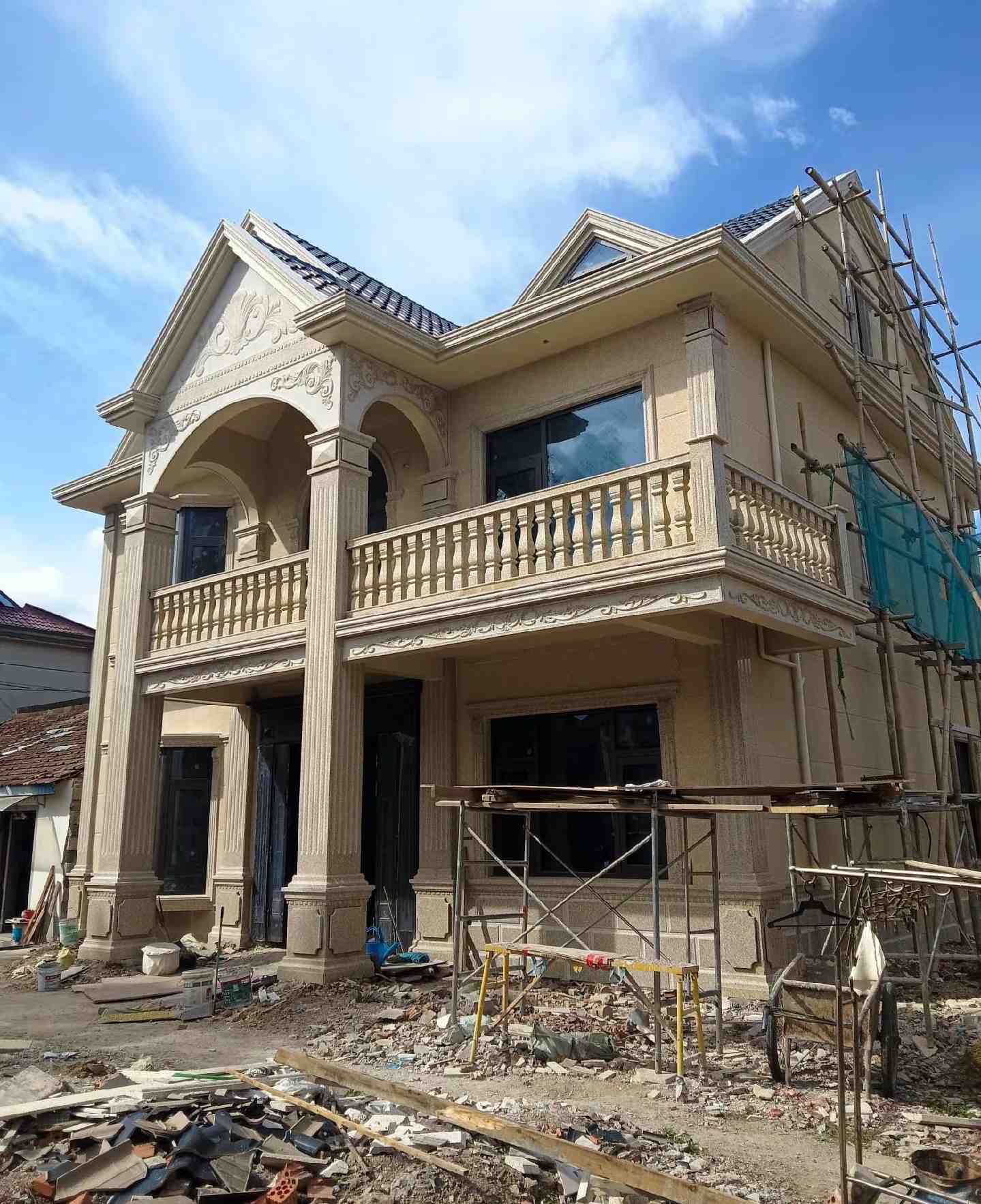 丽水 黄金麻花岗岩石材私人别墅雕花门楼柱阳台栏杆