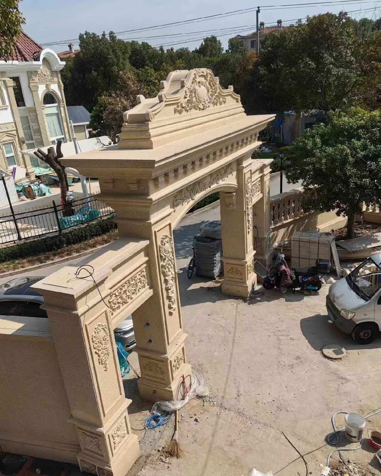 丽水 黄金麻荔枝面花岗岩别墅门楼