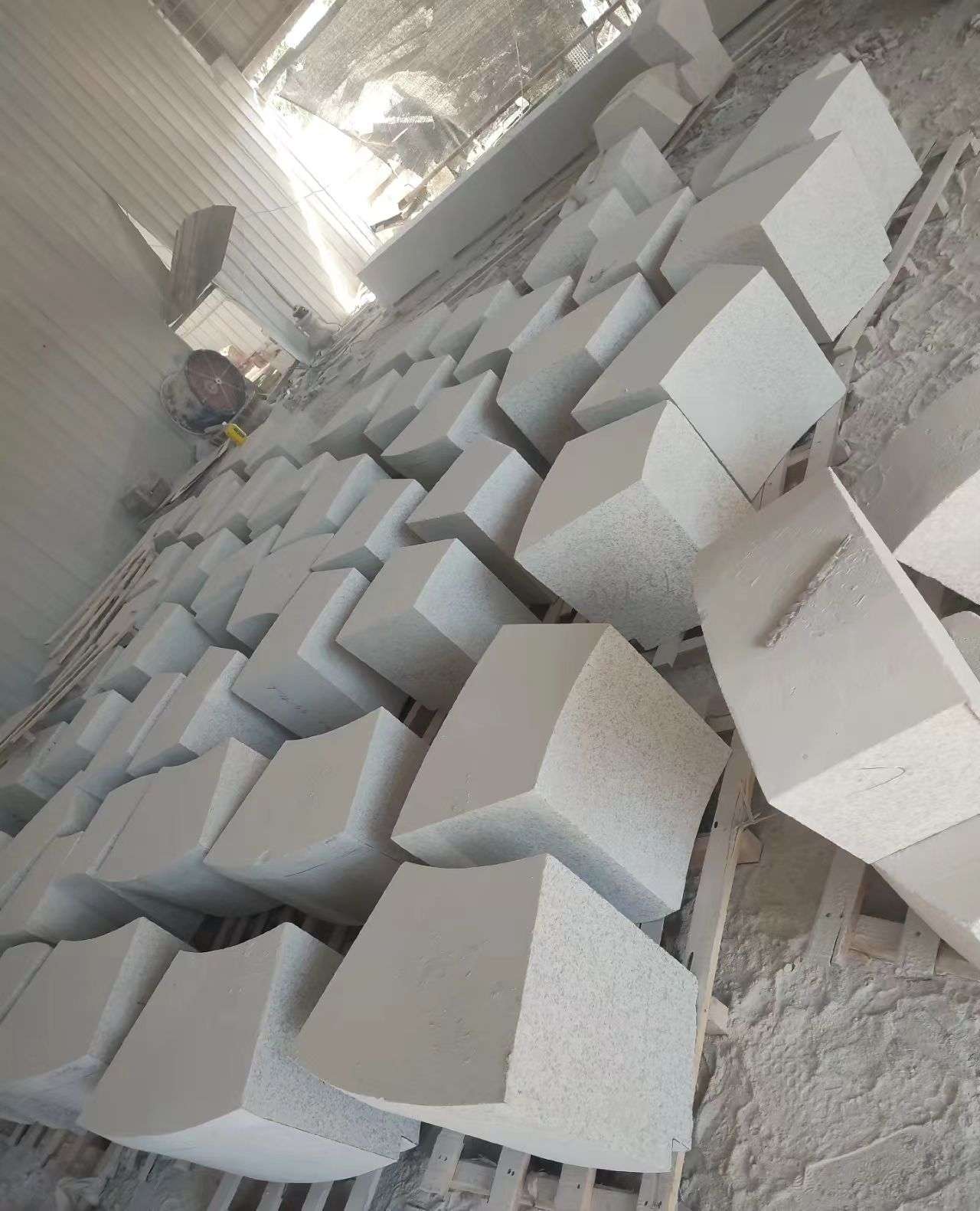 丽水 白麻花岗岩异形坐凳