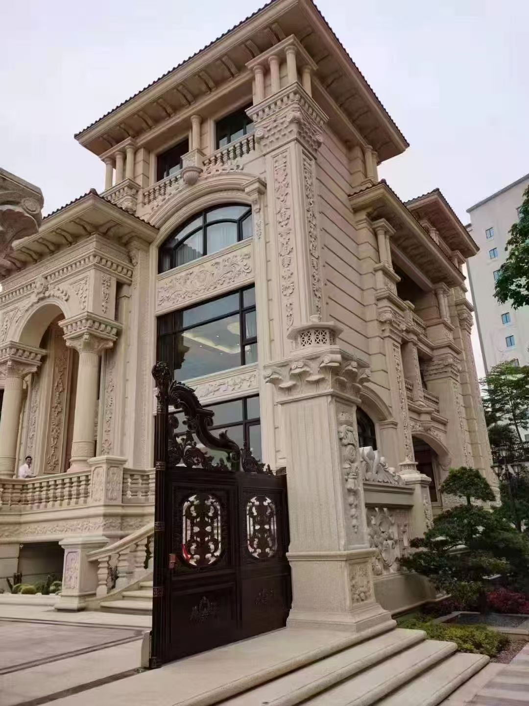 丽水 黄金麻花岗岩别墅外墙干挂效果展示