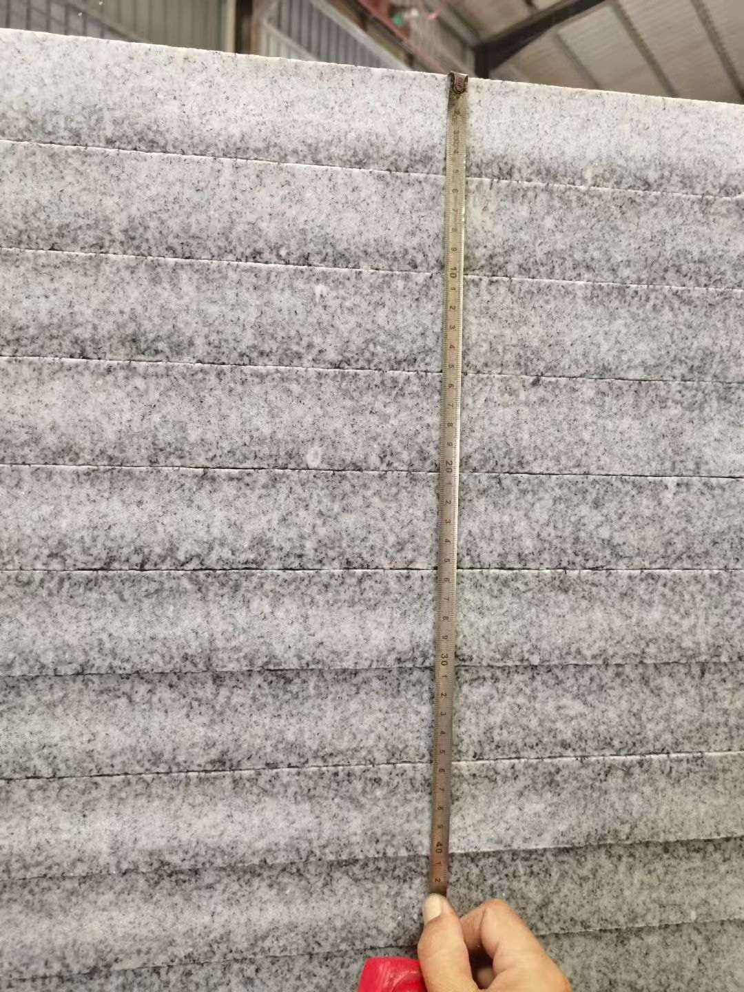 丽水 芝麻白火烧成品厚薄均匀，B料价格接近A料质量