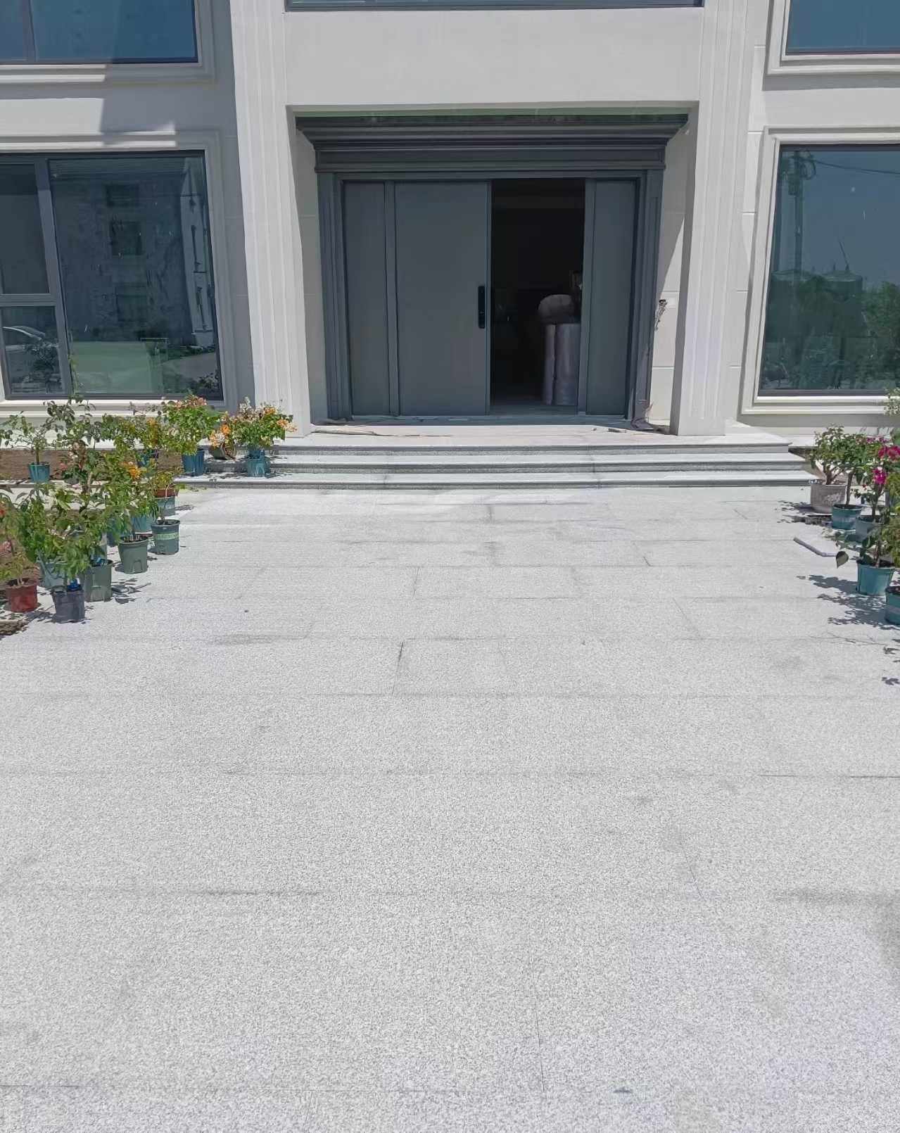 丽水 芝麻白花岗岩地铺石地面铺装